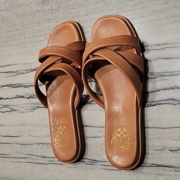 Vince camuto sandals - Picture 2 of 6